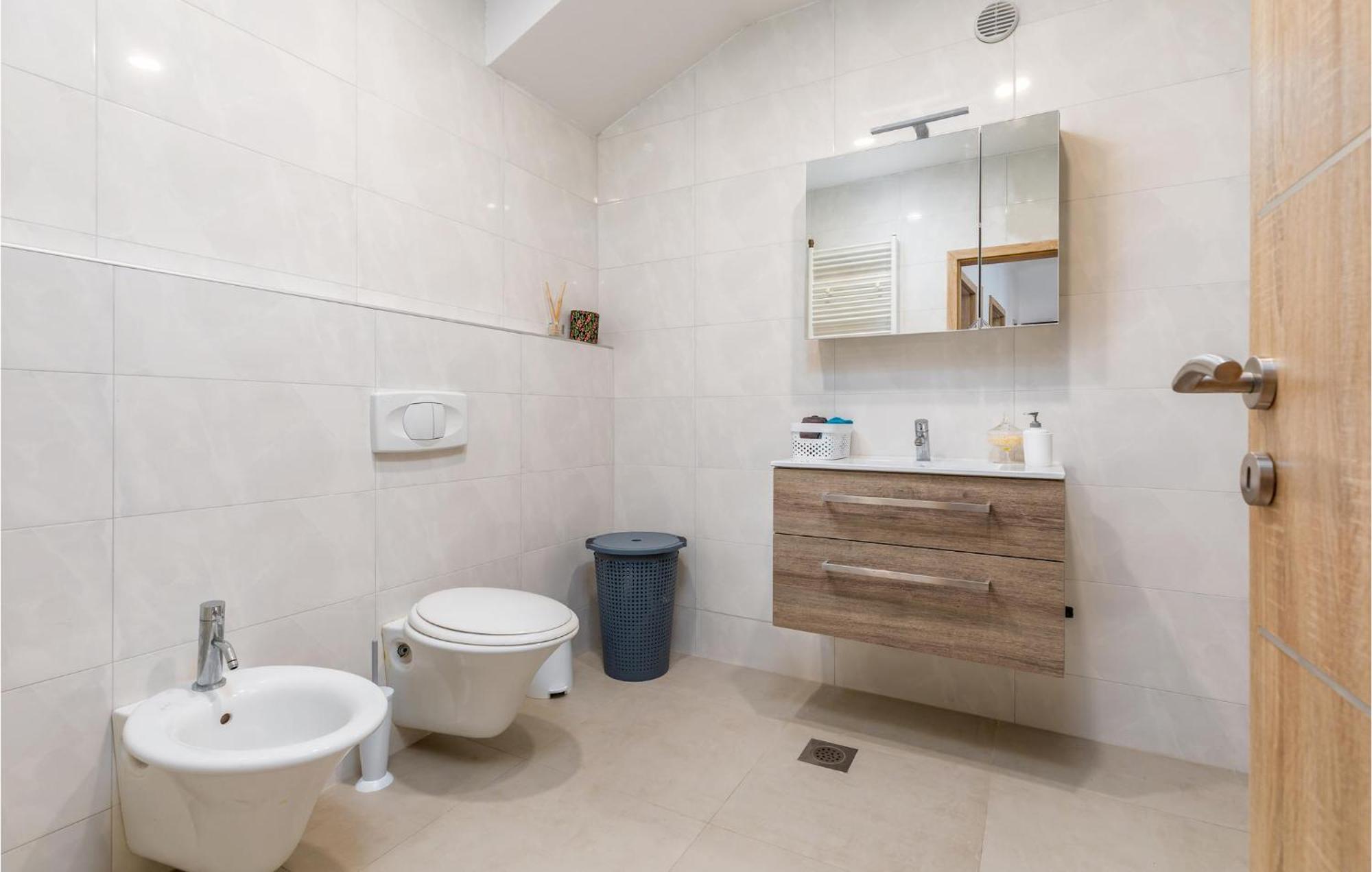 Awesome Apartment In Pula With Wifi ภายนอก รูปภาพ