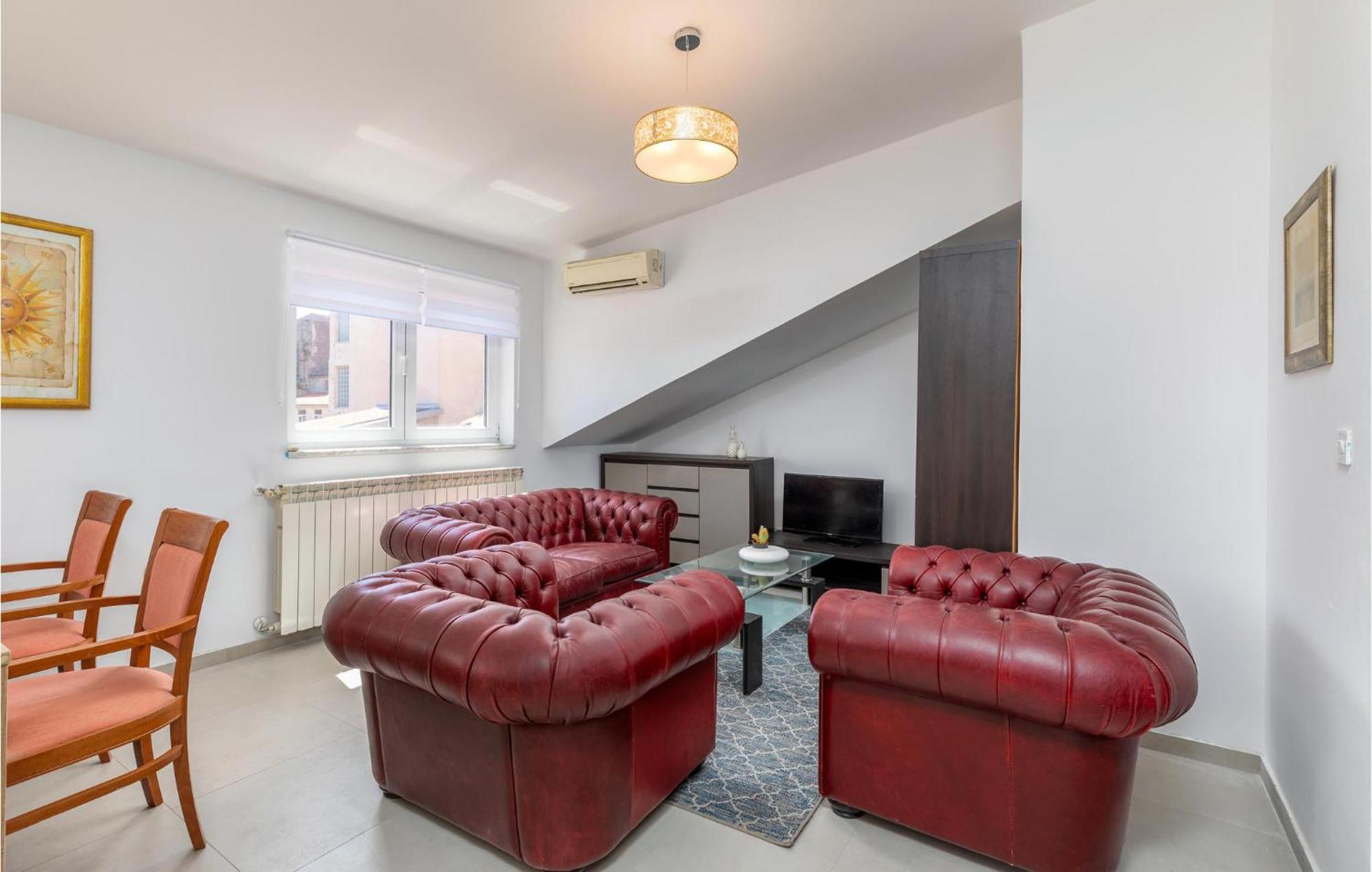 Awesome Apartment In Pula With Wifi ภายนอก รูปภาพ